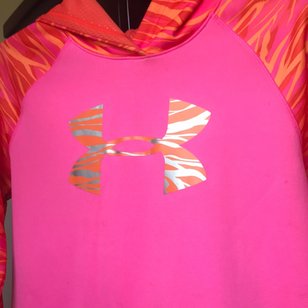 Under Armour sweatshirt